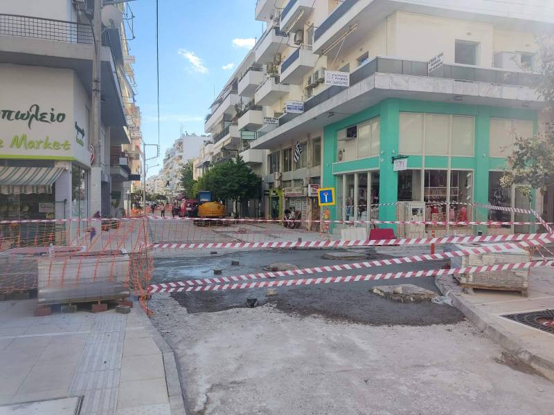 Καλαμάτα: Κλειστή και σήμερα η διασταύρωση Γεωργούλη και Αριστοδήμου