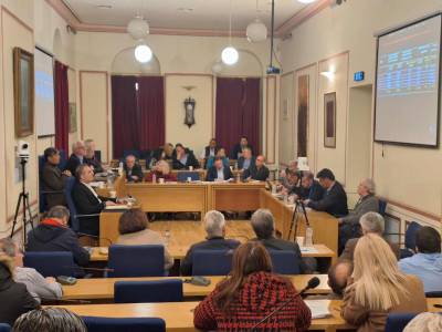 Καλαμάτα: Παρουσιάστηκε το σχέδιο χωριστής συλλογής απορριμμάτων - Μεγάλη αγορά κάδων και λοιπού εξοπλισμού