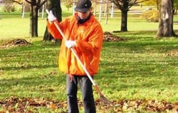 Ενεργοποιείται το πρόγραμμα κοινωφελούς εργασίας