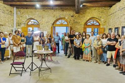 Εγκαινιάστηκε η έκθεση "Καλαβρία-Μάνη, Εγγύς Κόσμος" στην Κορώνη (φωτογραφίες)