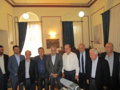 «Λαϊκή Συσπείρωση» κατά Σκουρλέτη μετά την επίσκεψη στην Καλαμάτα