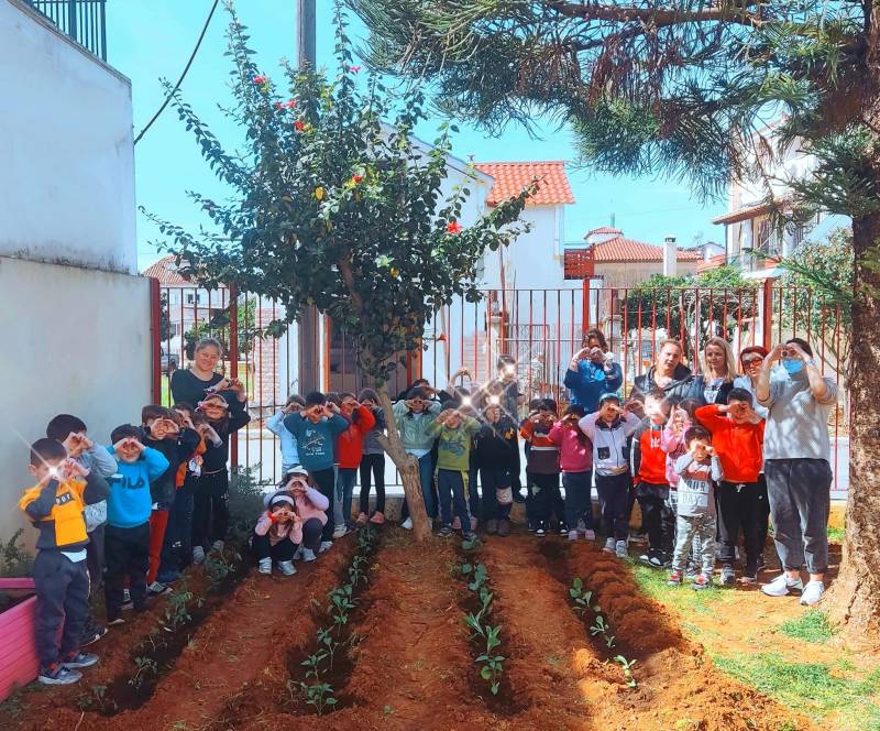 Ο σχολικός λαχανόκηπος του 2ου Νηπιαγωγείου Φιλιατρών (βίντεο)