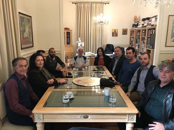 Ο Γιώργος Γκούμας στον Πέτρο Τατούλη