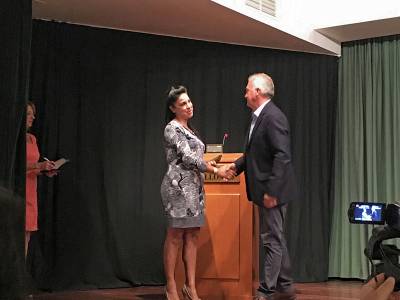 Βραβευμένη γύρισε από την Σαντορίνη η αστυνόμος Α' Μαρία Καραγιάννη (βίντεο-φωτογραφίες)