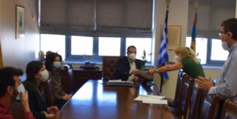 Πρόσληψη 3 κοινωνικών λειτουργών από το Δήμο Καλαμάτας