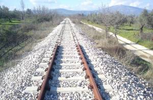 5 χρόνια σε τσιγγάνο για κλοπή 26 σιδηροτροχιών