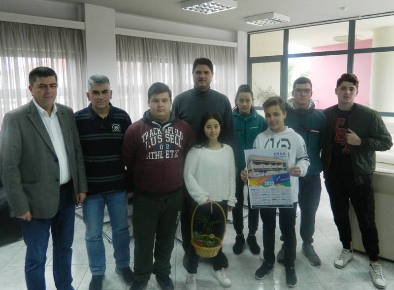 Επίσκεψη μαθητών του ΕΠΑΛ Μεσσήνης στον Αθανασόπουλο