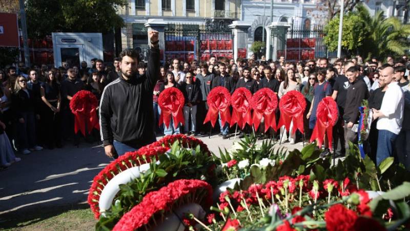 ΟΛΜΕ: Πενήντα δύο χρόνια από τον ξεσηκωμό του Πολυτεχνείου το 1973 ανταμώνουμε ξανά στους δρόμους του αγώνα