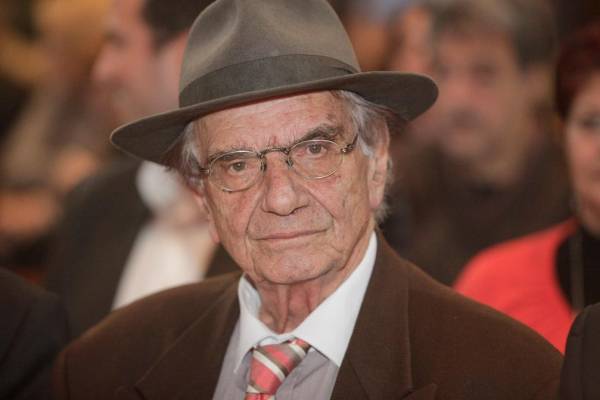 Επίτιμος διδάκτορας του Πανεπιστημίου Αθηνών ο Βασίλης Βασιλικός
