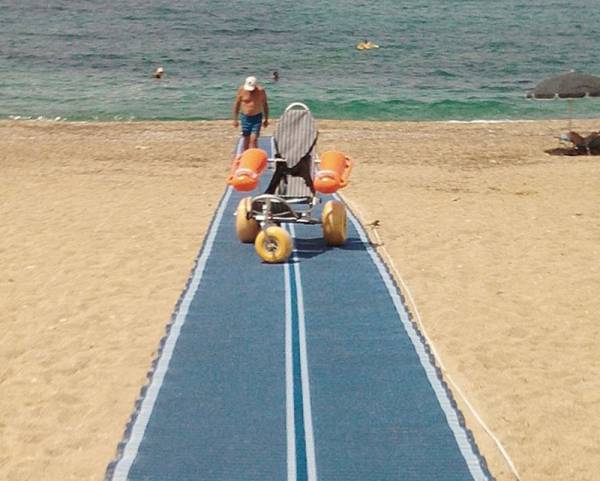 Ράμπες για ΑμεΑ στην Τριφυλία