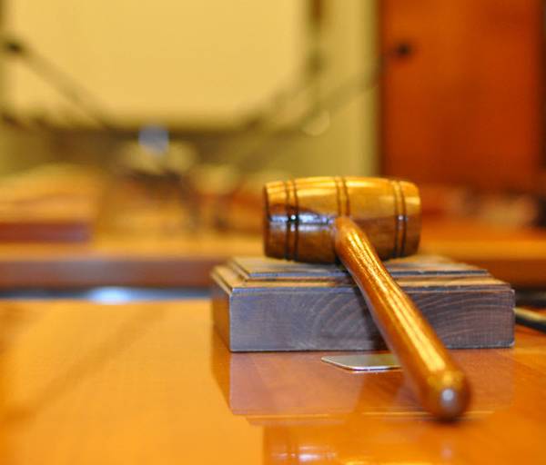 Ζητούν δίκη στην Πάτρα και όχι στην Καλαμάτα για το χασίς και την ηρωίνη