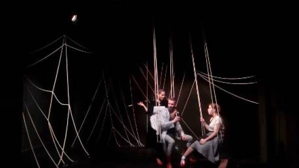 Πρεμιέρα έκανε την Κυριακή «Το μάθημα» από την ομάδα "Re-Act"