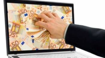 Απατεώνες μεσω Διαδικτύου τάζουν δουλειά σε εκπαιδευτικούς και τους παίρνουν χρήματα