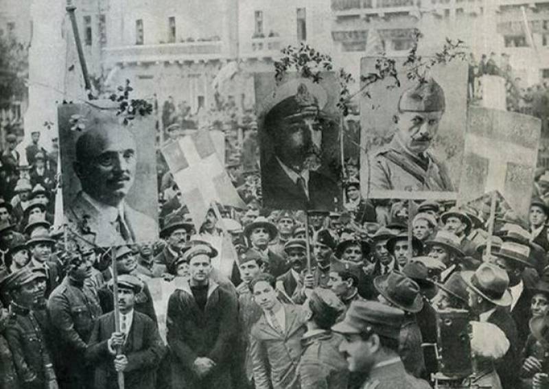 Παρουσιάζεται στην Καλαμάτα το βιβλίο “Χωρίς στέμμα” του Θανάση Διαμαντόπουλου