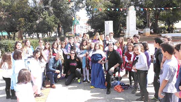 Διασκέδασαν με το κυνήγι του χαμένου θησαυρού στα Φιλιατρά