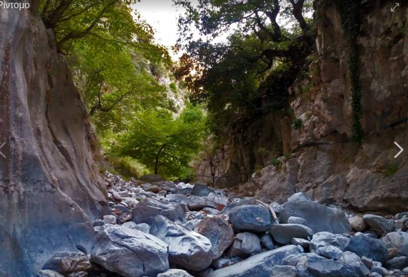 Εξόρμηση Αρκάδων ορειβατών στο φαράγγι της Νούπαντης