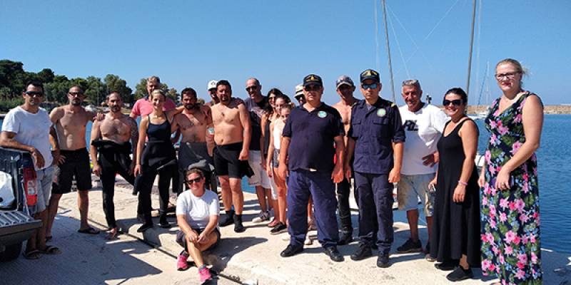 Εθελοντικός καθαρισμός στο λιμάνι Κυπαρισσίας