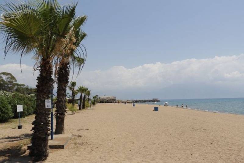 Παράταση σε έργα στην παραλία Μπούκας