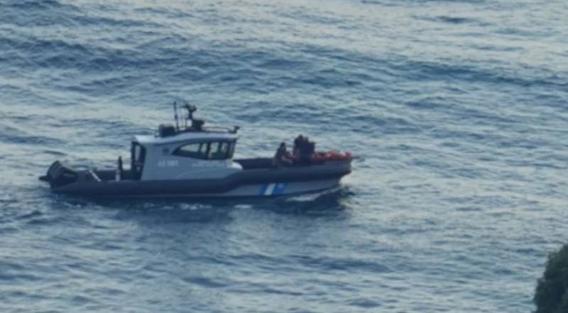 Σάμος-Πτώση ελικοπτέρου: Εντοπίστηκε σώο το τέταρτο μέλος του πληρώματος - Κολύμπησε μέχρι τη στεριά