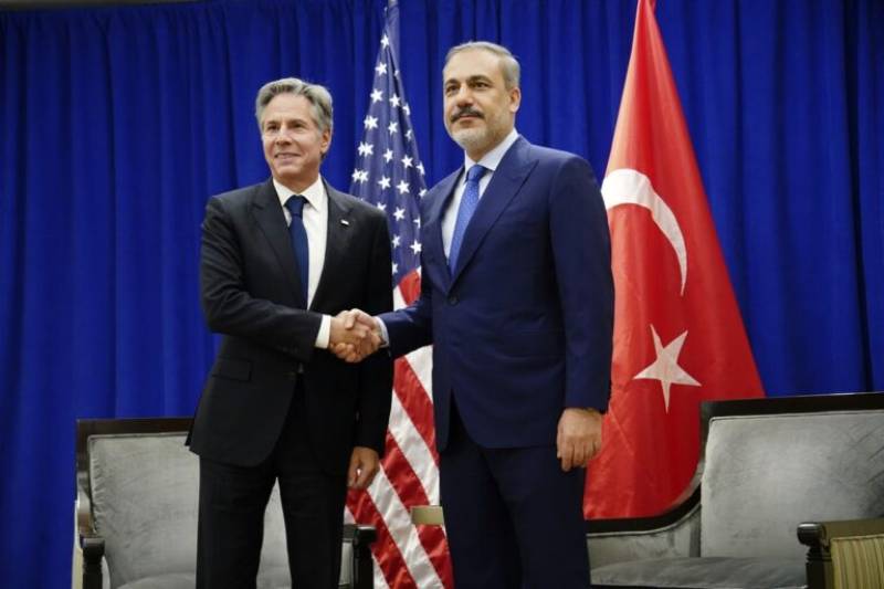 Κρίσιμη συνάντηση Μπλίνκεν – Φιντάν στην Άγκυρα