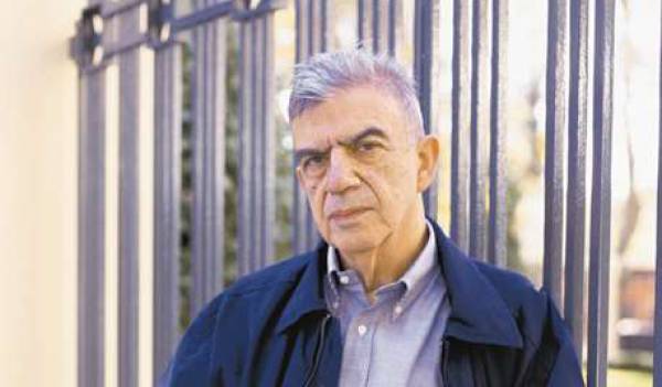 Αφιέρωμα στη μνήμη του Μένη Κουμανταρέα στο «Βιβλιόπολις»