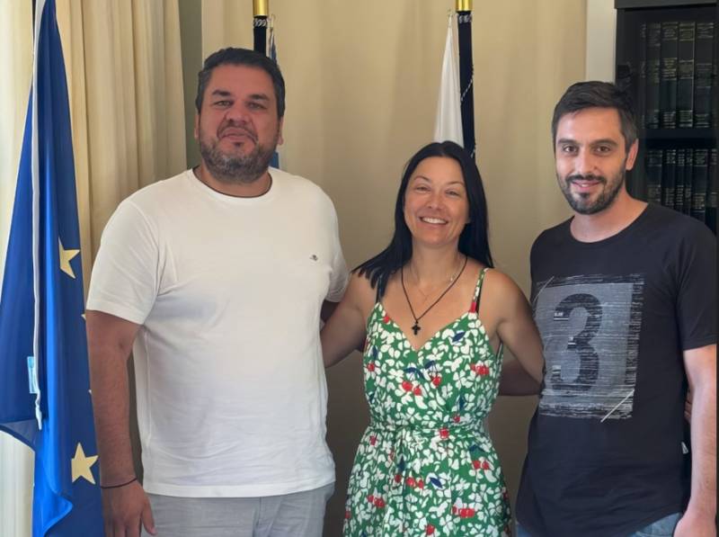 Η Νάντια Γιαννακοπούλου στη Μάνη: “Υπάρχουν λύσεις για να αντιμετωπιστεί η λειψυδρία”