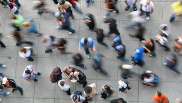 Το κρυμμένο χιούμορ της καθημερινότητας | Ροδιανός Αντωνακόπουλος