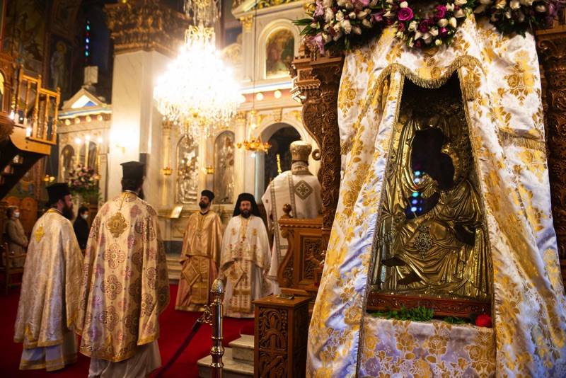 Καλαμάτα: Επέστρεψε στον θρόνο της η εικόνα της Υπαπαντής (φωτογραφίες)