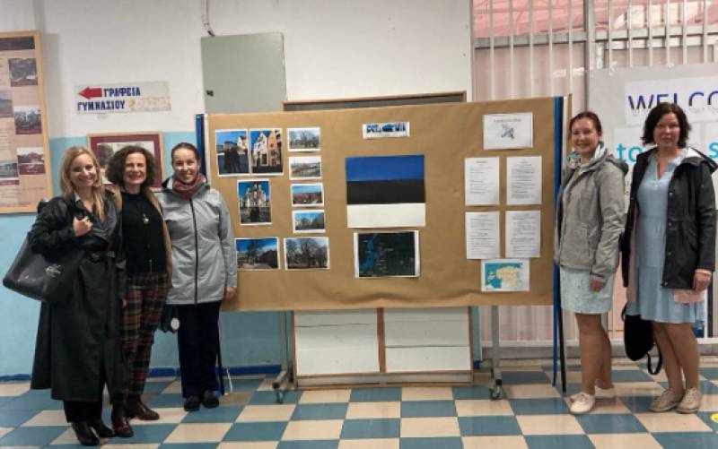 Εσθονοί εκπαιδευτικοί στο Γυμνάσιο Παραλίας Καλαμάτας