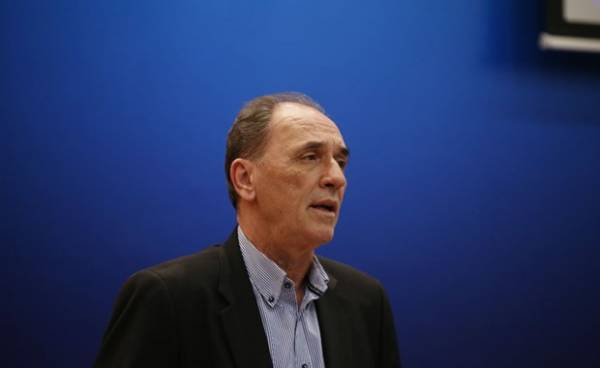 Γ.Σταθάκης: «Πρόθεση της κυβέρνησης να κλείσουμε όλα μαζί τα θέματα στο επόμενο Eurogroup»