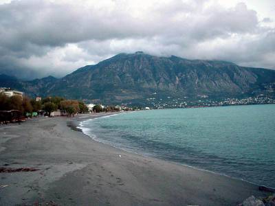 Πρωτόκολλο αποβολής ακόμα τριών επιχειρήσεων στην Παραλία της Καλαμάτας