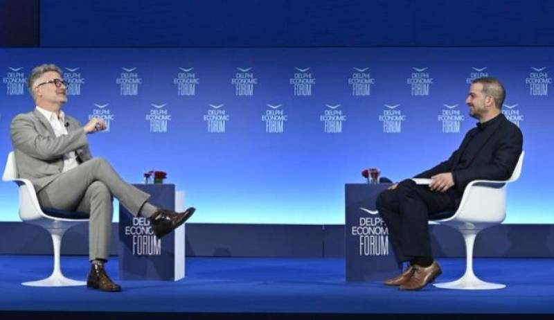 Adam Tooze στο φόρουμ των Δελφών: "Στην Ελλάδα ήσασταν θύματα όσων συνέβησαν την περασμένη δεκαετία" (βίντεο)