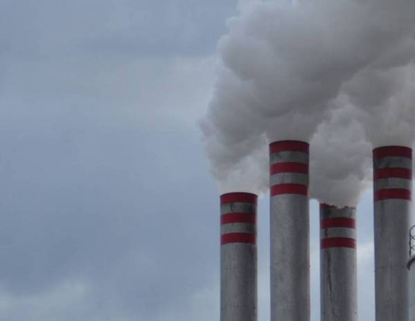 Με συνεννόηση η λύση για τα πυρηνελαιουργεία