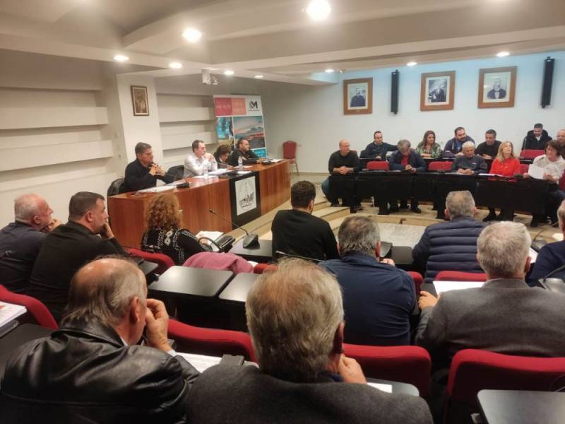 Ας πάρουν πρωτοβουλία πρόεδρος και δημοτική αρχή