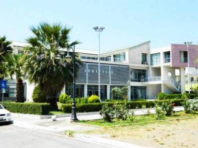 Ξενώνας το παλιό Δημοτικό Σχολείο Χαραυγής