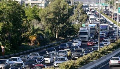 Αναρτήθηκαν τα τέλη κυκλοφορίας - Πώς εξοφλούνται (βίντεο)