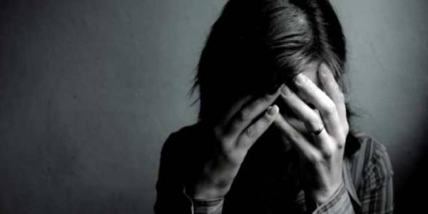 Η ενδοοικογενειακή βία ως... φραστικό επεισόδιο