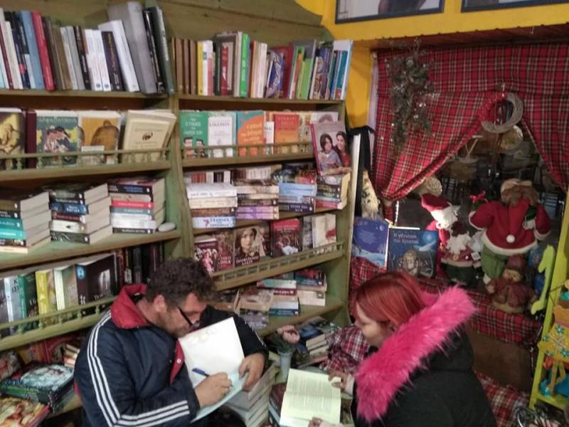 Συλλέγουν και στη Μεσσηνία βιβλία για καρκινοπαθείς