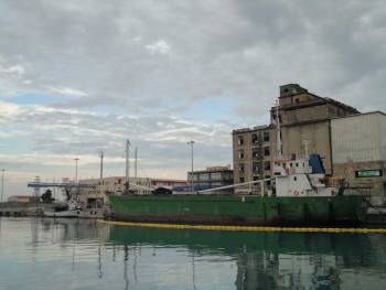 Δημοπρασίες για τα "σαπάκια" στο λιμάνι