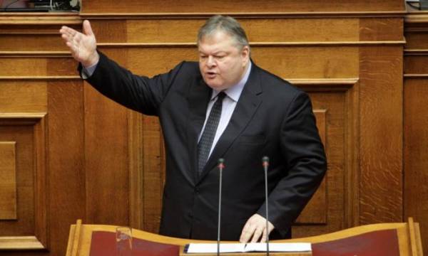 Βενιζέλος: Ο Τσίπρας παραπλάνησε κόμμα και λαό