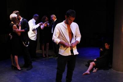 «Οι Ψευδοεξομολογήσεις» του Μαριβώ στο Studio Μαυρομιχάλη