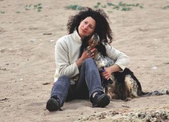 Κων. Κανελλοπούλου: "Τα αδέσποτα τα έχουμε δημιουργήσει οι άνθρωποι"