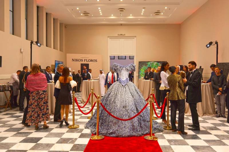 Νίκος Φλώρος: Τιμήθηκε από τα Ηνωμένα Αραβικά Εμιράτα