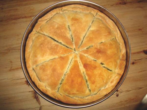 Η πίτα δεν μεγαλώνει με πολιτικά ψέματα