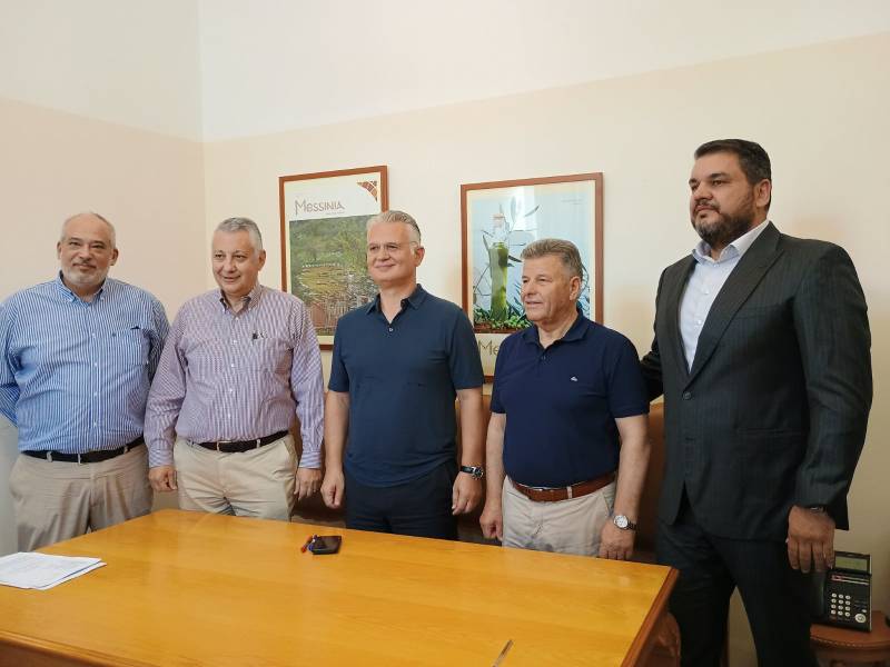 Δυτική Μάνη: Επεσαν υπογραφές για τη μονάδα αφαλάτωσης στον Αγιο Νικόλαο