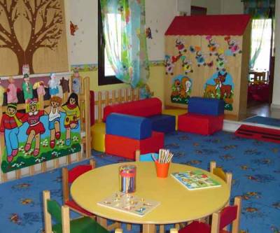 Στο Διοικητήριο οι πίνακες για τις εγγραφές των νηπίων του Δήμου Καλαμάτας