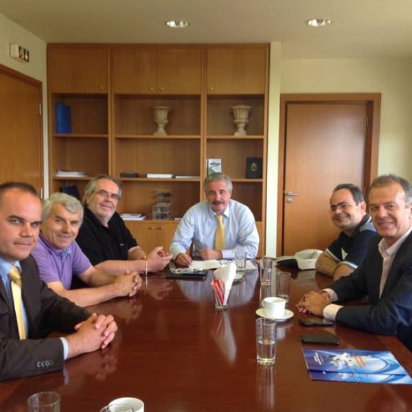 Συνάντηση για τη λειτουργία αεροδρομίου στην Τρίπολη