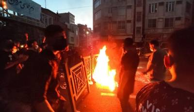 "Βράζει" το Ιράν: Αναφορές για τουλάχιστον 54 νεκρούς - Ζητά εξηγήσεις από Βρετανία και Νορβηγία (βίντεο)