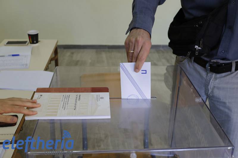 Εκλογές 2019: Έκλεισαν οι κάλπες του β' γ'υρου σε όλη τη χώρα