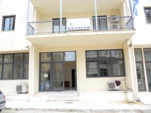 Συνελήφθη και ο 19χρονος Αλβανός για την επίθεση με πέτρες στο Αστυνομικό Τμήμα Μεσσήνης